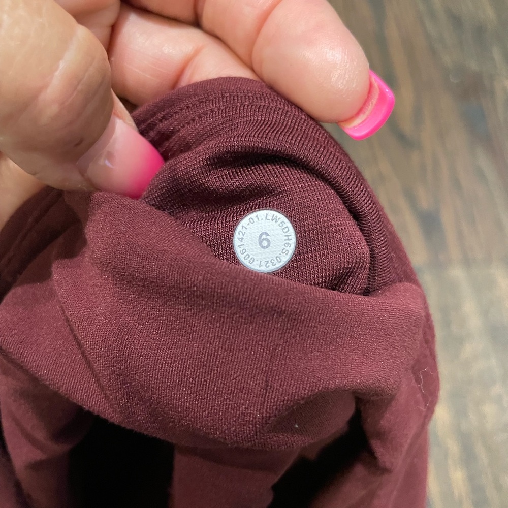 Lululemon Align High Rise Joggers - Picture 3 of 8